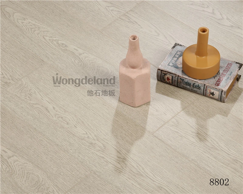 Interlocking Kitchen Laminate Flooring Lvt PVC 12mm Waterproof