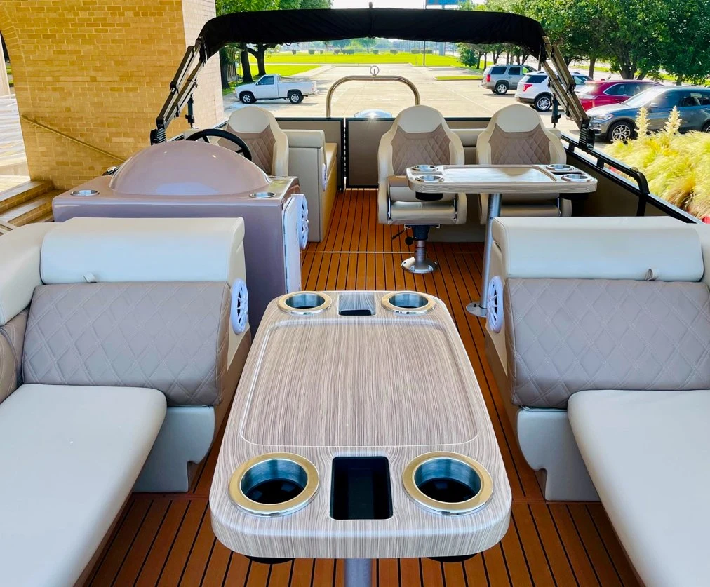 2022 New Pontoon Boats Cheap Fish and Cruise with LED Light Strips for Sale