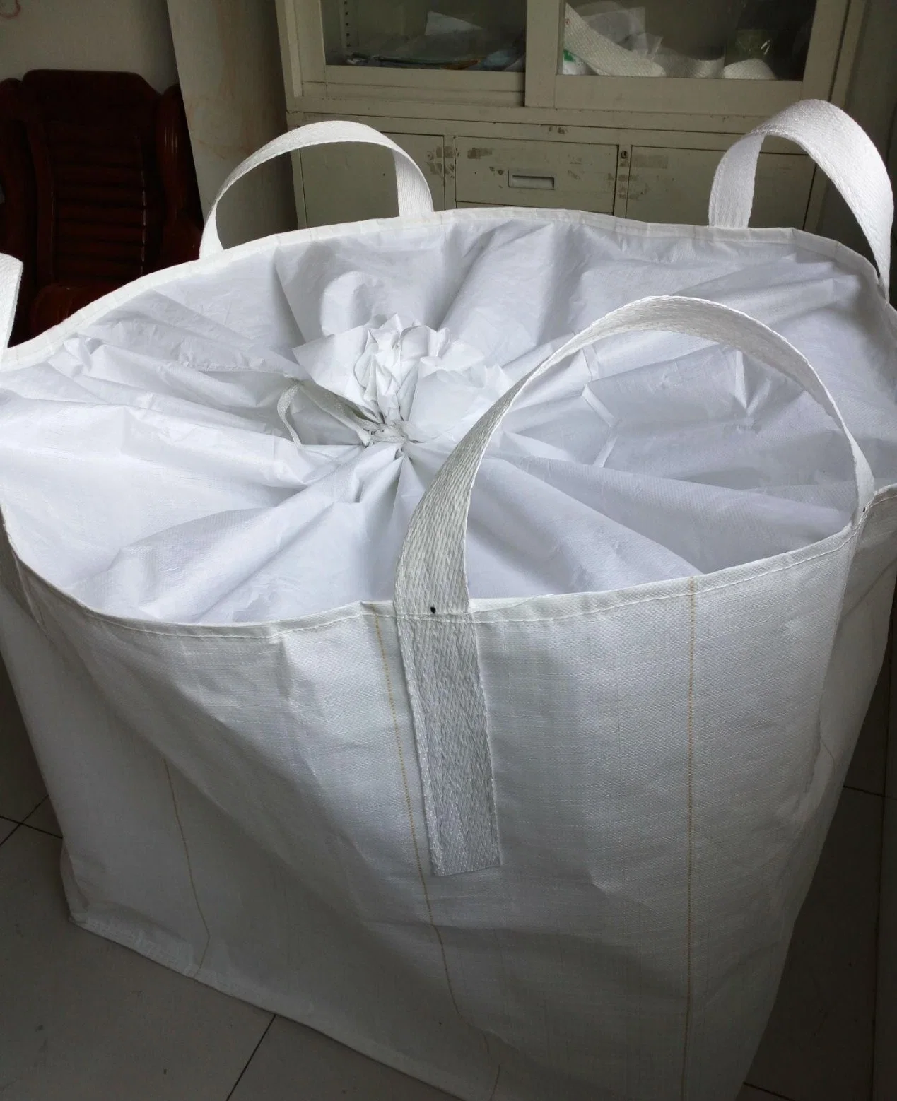 1 Ton Jumbo Bag/Big Bag/FIBC Bag/Bulk Bag 1000kg 1500kg 2000kg Baffle Q-Bag Conductive Big Bags Anti Static Bags Plastic Super Sack