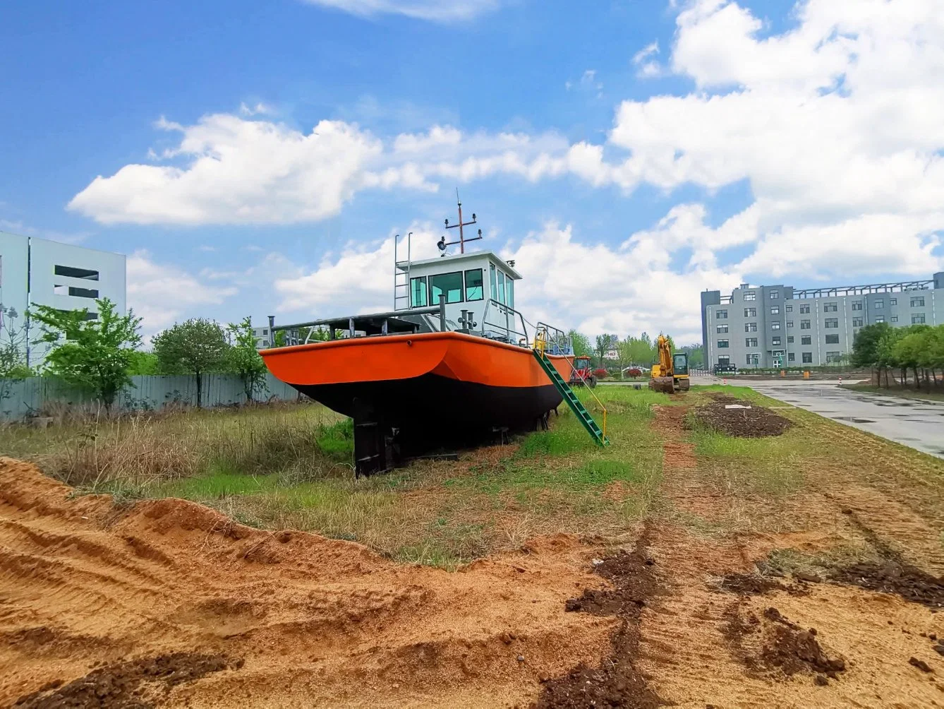 Efficient Small to Big Sized Cutter Suction Dredger/Ship/Boat for Harbor Port