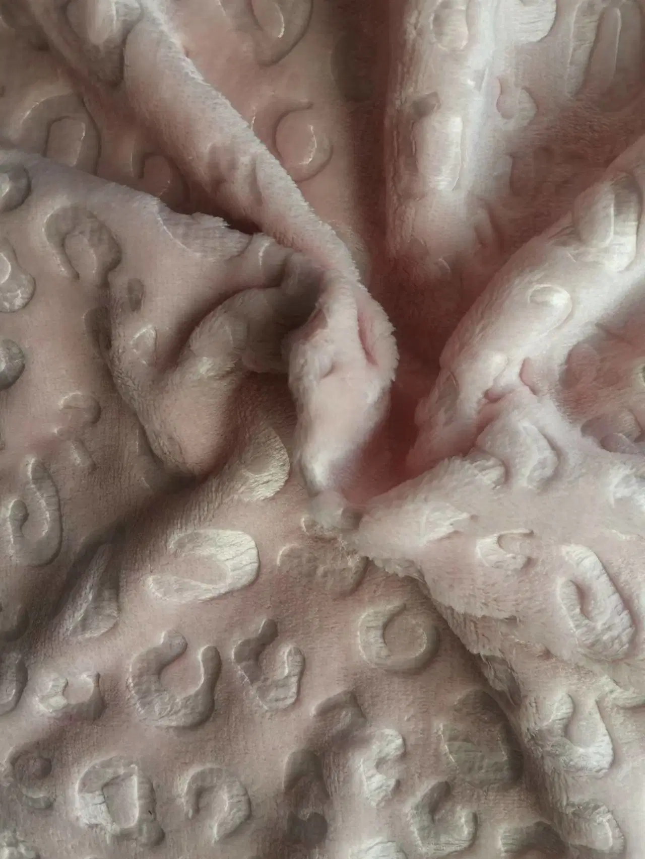 Tecido em tecido 3D Plaid Jacquard poliéster Flantel Fleece 100% poliéster Plaid estampado com cobertor entrançado