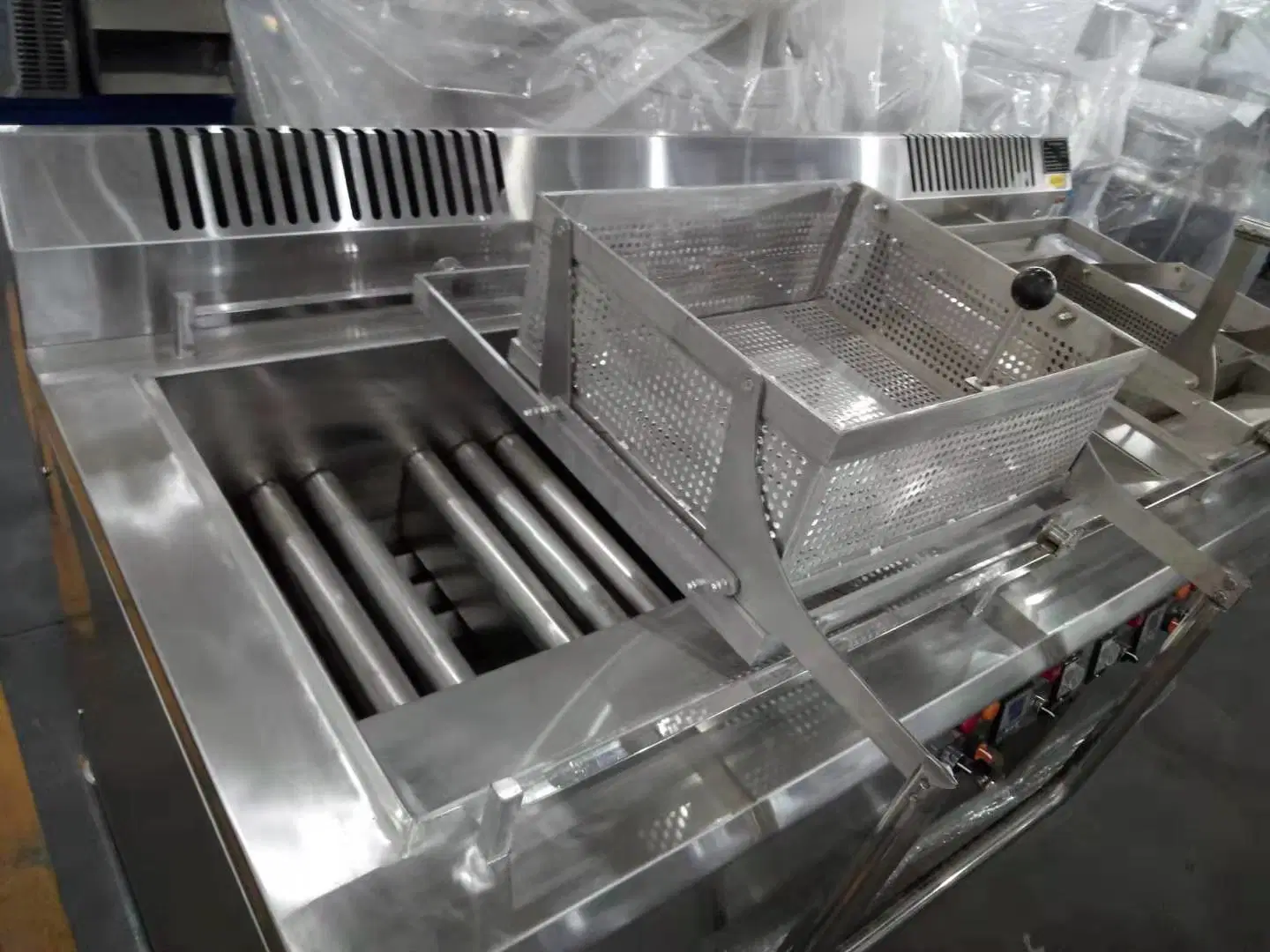 Dois tanques aquecidos de gás industrial Fritadeira de frango frito Snacks equipamento de cozinha central