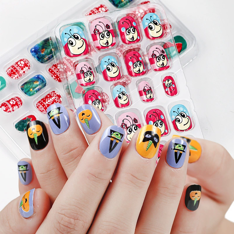 Christmas Cartoon Children Nails Wearable False Nails with Glue Kids Press on Nails