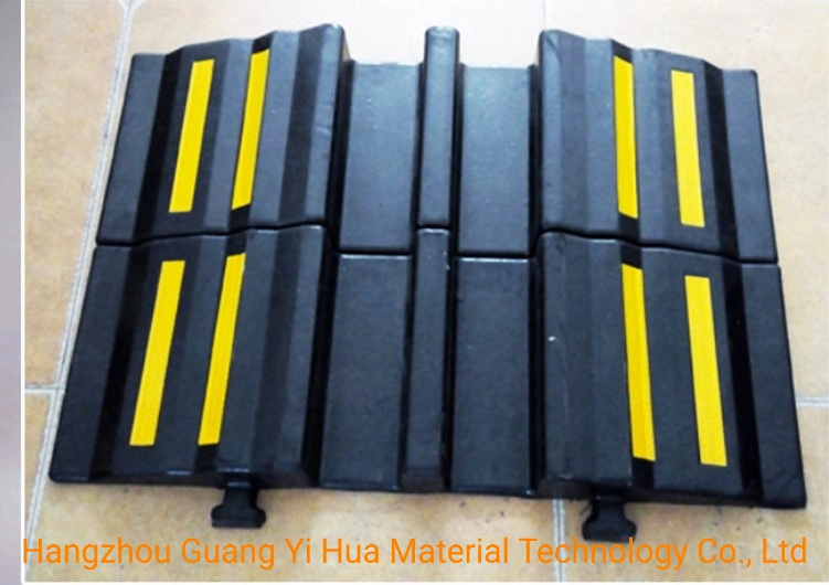 High quality/High cost performance  Big Size Channel Rubber Cable Protector Firefighting Speed Hump Fire Horse Speed Hump Fire Control Pipe Protector