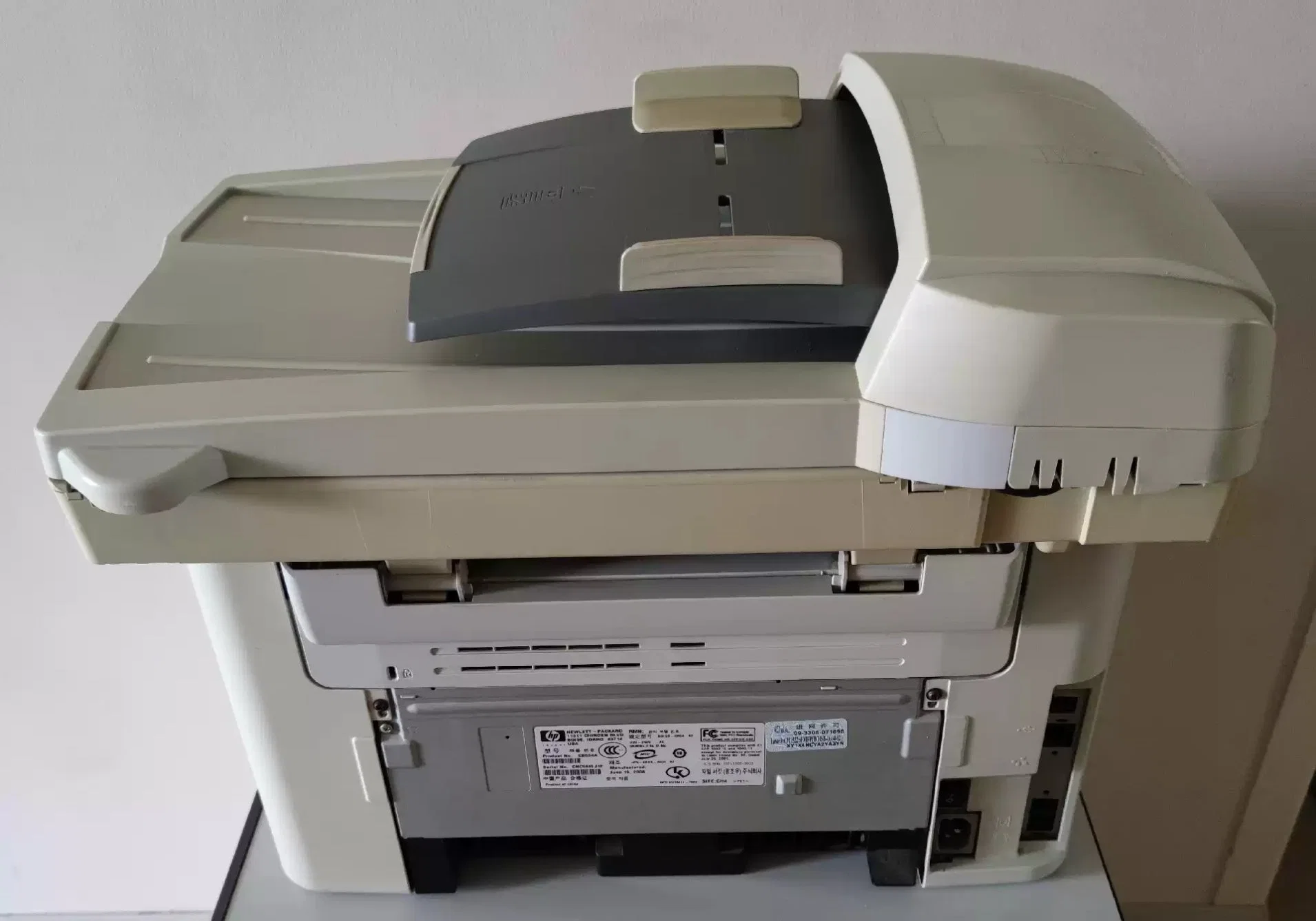 Imprimantes laser HP M1522 d'occasion pour la machine multifonction HP Laserjet M1522NF avec prise en charge de l'impression, de la copie, de la numérisation et de la télécopie. Imprimante HP Laserjet M1522NF d'occasion.