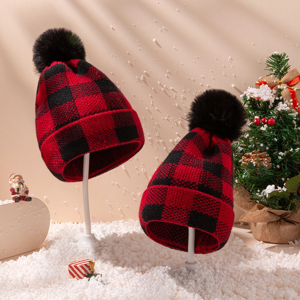 Wholesale/Supplier Cap Hats Classic Christmas Style Warm Knitted Fashion Winter Cap Pompon Beanie Hat for Women and Kids