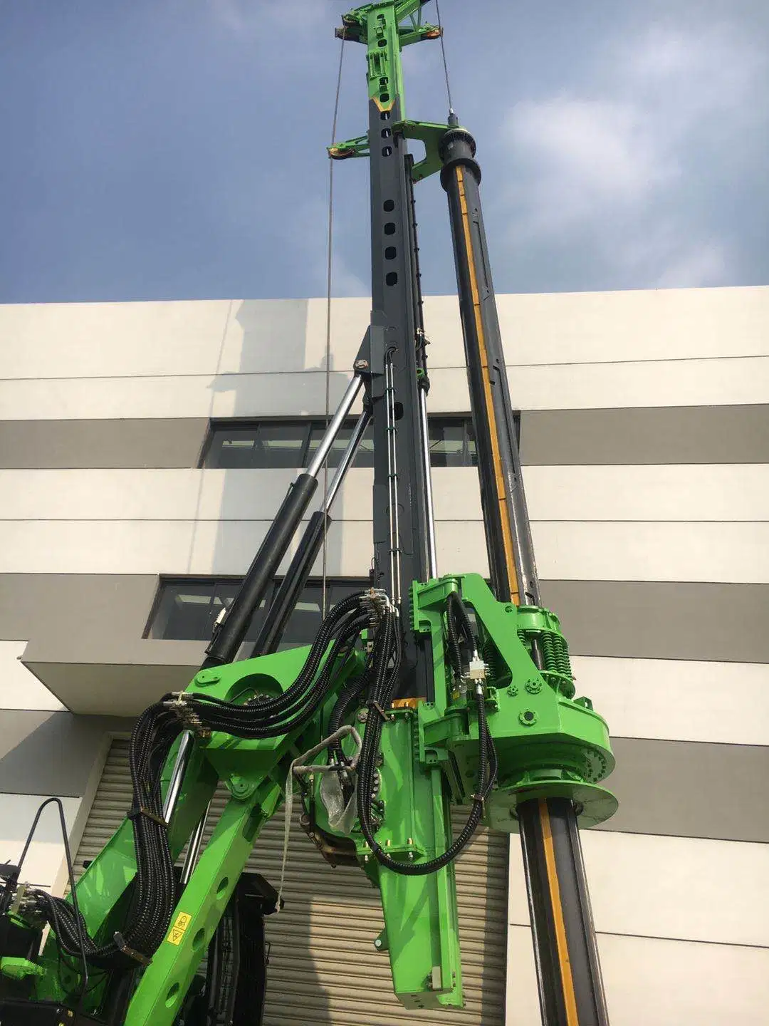 Cost-Effective Short Mast Rotary Drilling Rig Hand Auger Drill Transport Height 3360mm Single Cylinder Pile Breaker