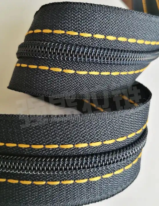 Zipper Factory Hot Sale 5 7 Long Chain Nylon Zipper for Bags Tent Garments Textile Sleeping Bags