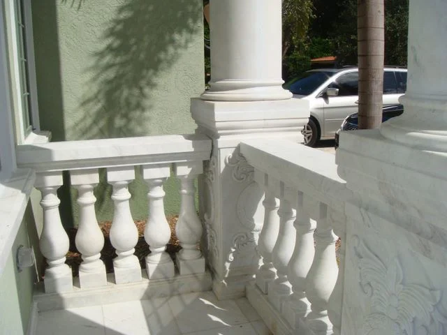 White Marble Curved Handrail Balustrade System Honed