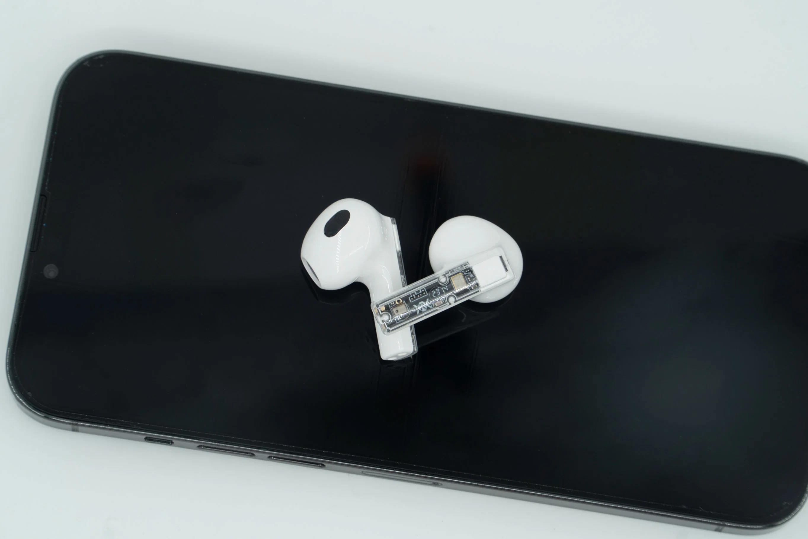 New Trends Bluetooth 5.3 Earphone Low Latency Wireless Headphone Music (موسيقى سماعة الرأس اللاسلكية ذات زمن وصول منخفض) سماعات الأذن الصغيرة لسماعة الرأس سماعات الأذن الصغيرة المخصصة لتشغيل الألعاب داخل الأذن