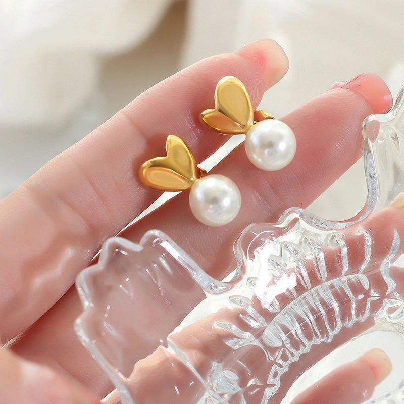 Vintage Temperament Imitation Pearl Heart Shape Gold Plated Stainless Steel Stud Earrings Jewelry for Girls