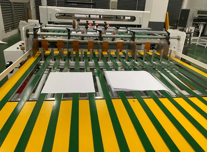 Codificador de papel automático de control servo Sheeter alfombrillas de papel A4 de la máquina cortadora de tamaño de corte equipos