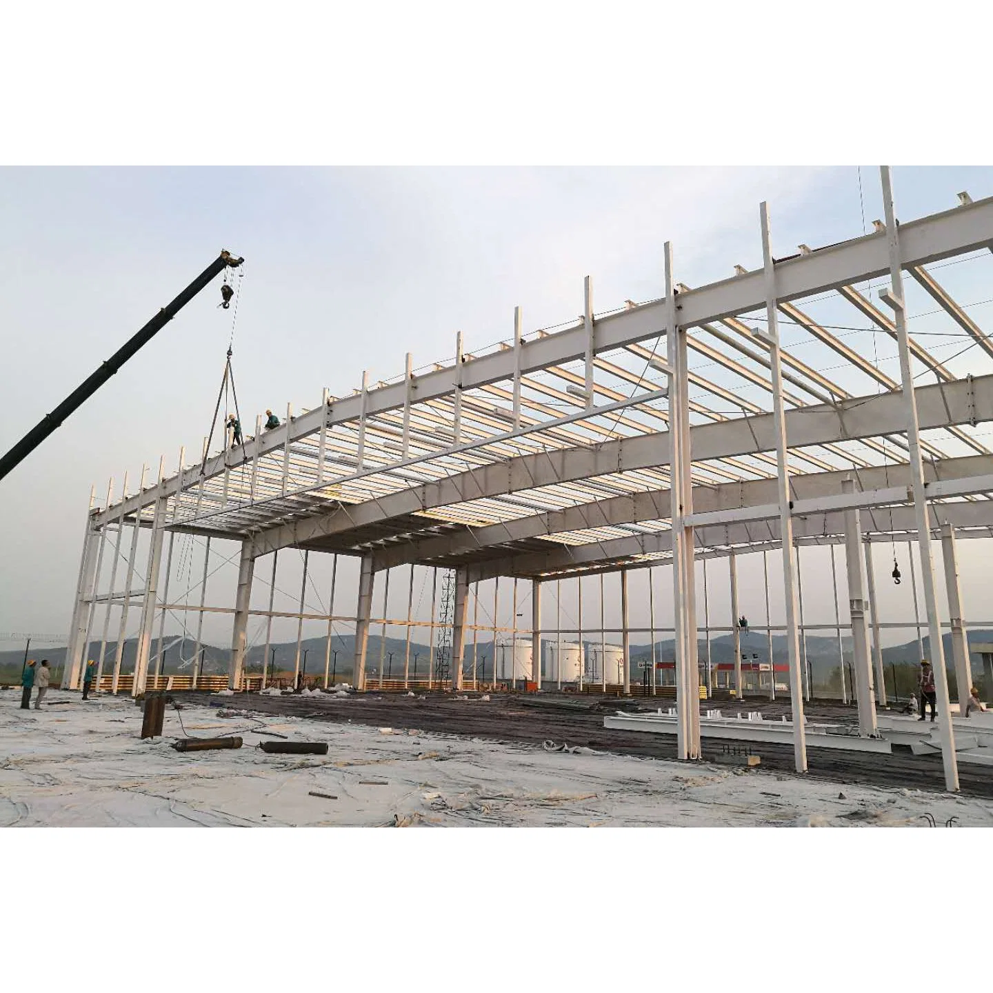 Design Prefabricated Workshop/Prefab Warehouse/Steel Structure Warehouse/Hall/Hanger