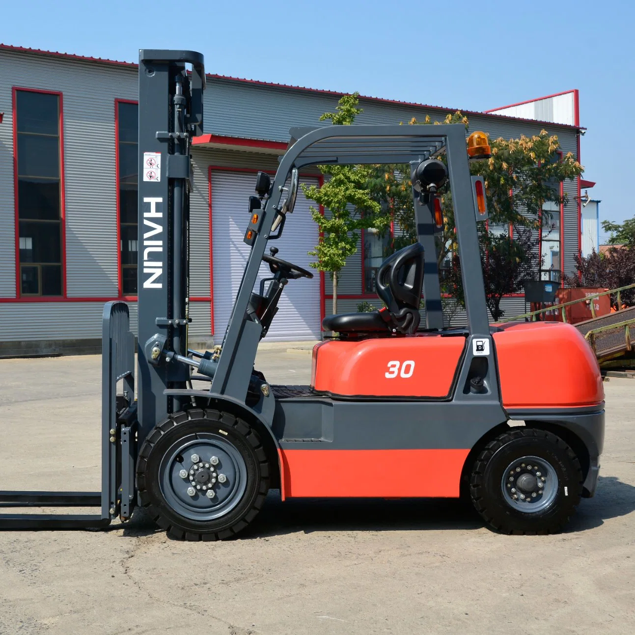 3t Diesel Forklift Truck Automatic Transmission Lifting Height 4.5 M Container Mast