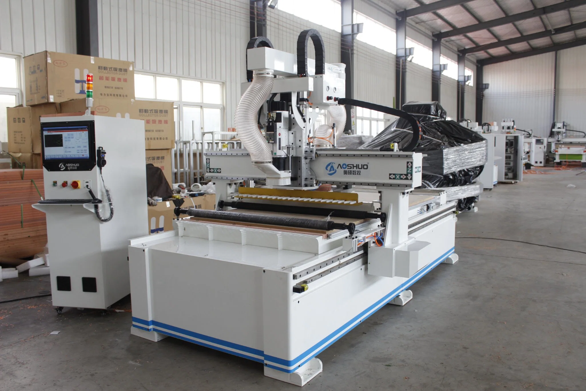 Heavy Duty Steel Frame 1325 Linear Type Atc CNC Router /Machine