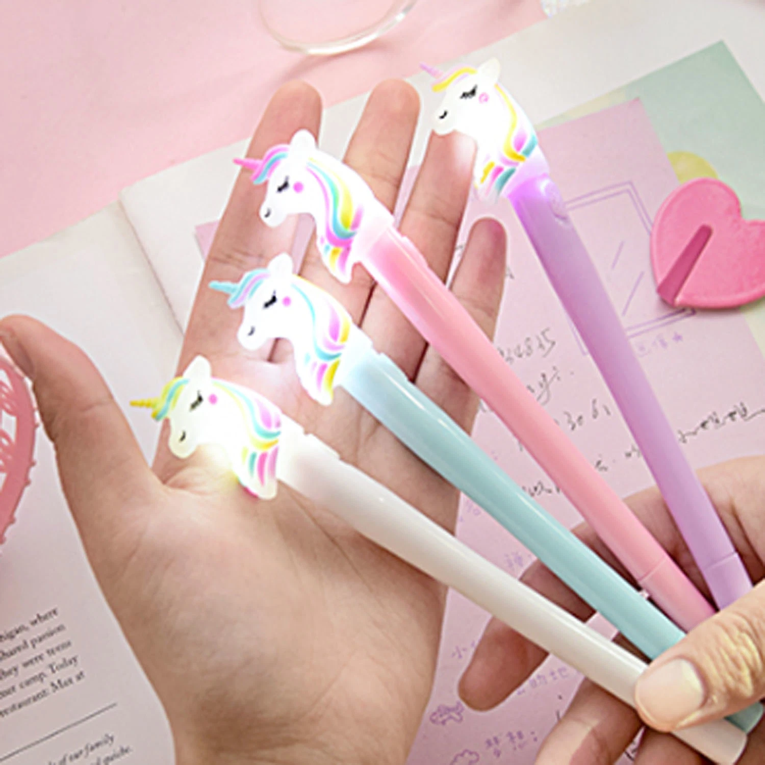 أضف إلى ذلك مؤشر LED Cute Cartoon Pen ballpoint Creative Party