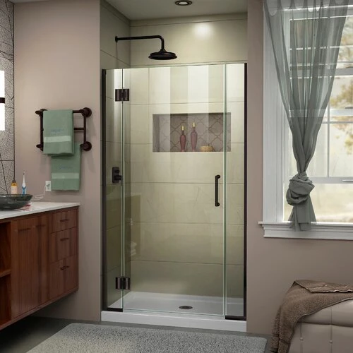 Simple Pivot Shower Door with Clear Glass Shower Box