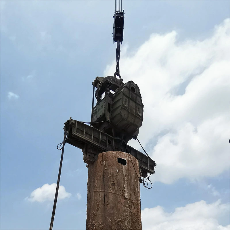 Marteau vibrant électrique haute puissance pour enfoncer et tirer des pieux.