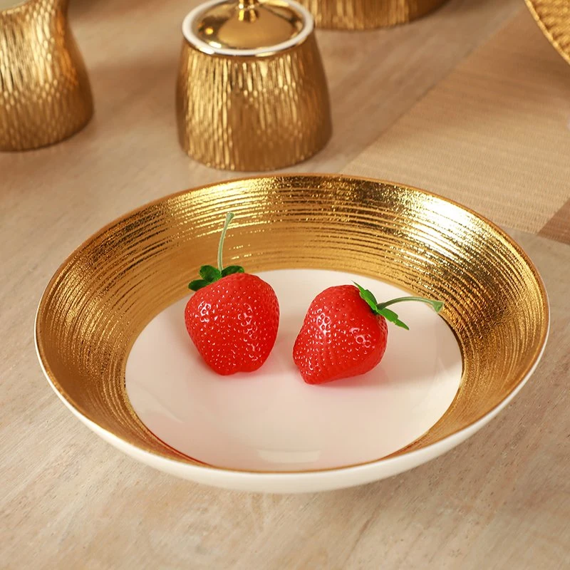 Nordic Exquisite Luxury Gold Pattern Customized Galvanized Porcelain Dinner Plate Set Dinnerware Set for Household Used and Hotel