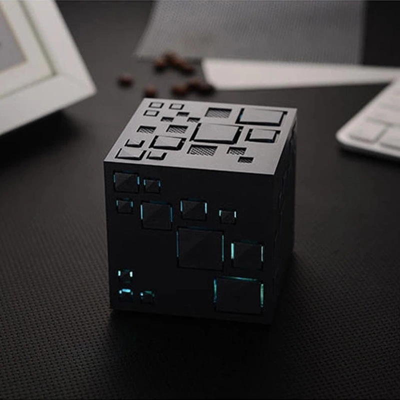 В Rubik Cube Bluetooths сабвуфер портативных музыкальных динамик TF карты памяти Mini аудио прямых продаж на заводе