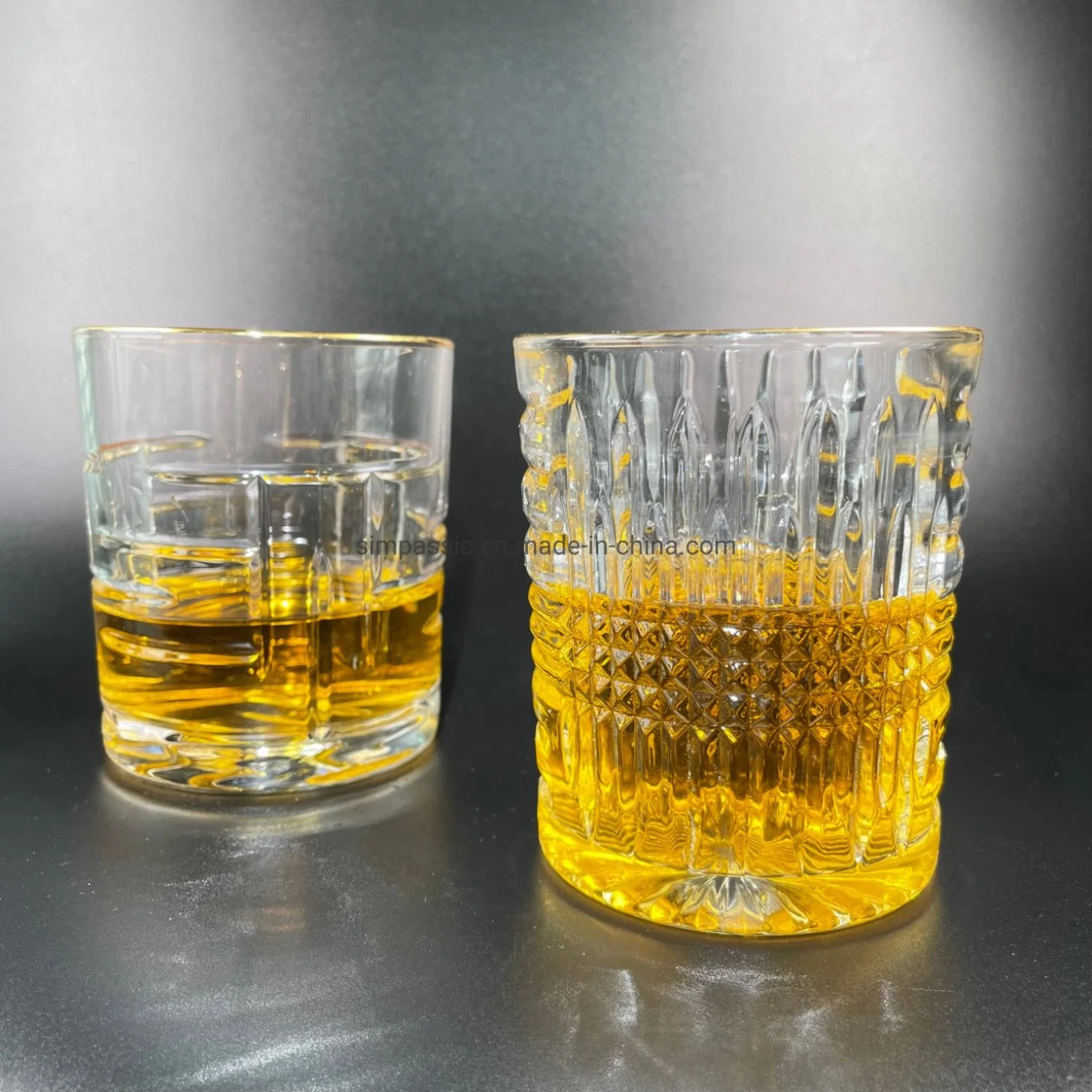 2022 New Design Gold Cup Mouth Whiskey Glass