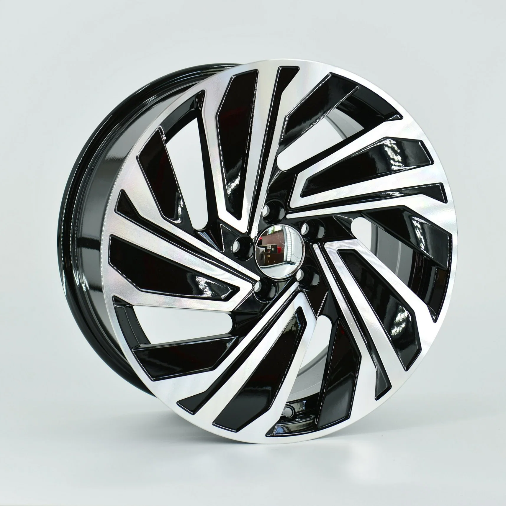 Customized Hot Selling 17X7.5 Inch Passenger Car Wheels for VW