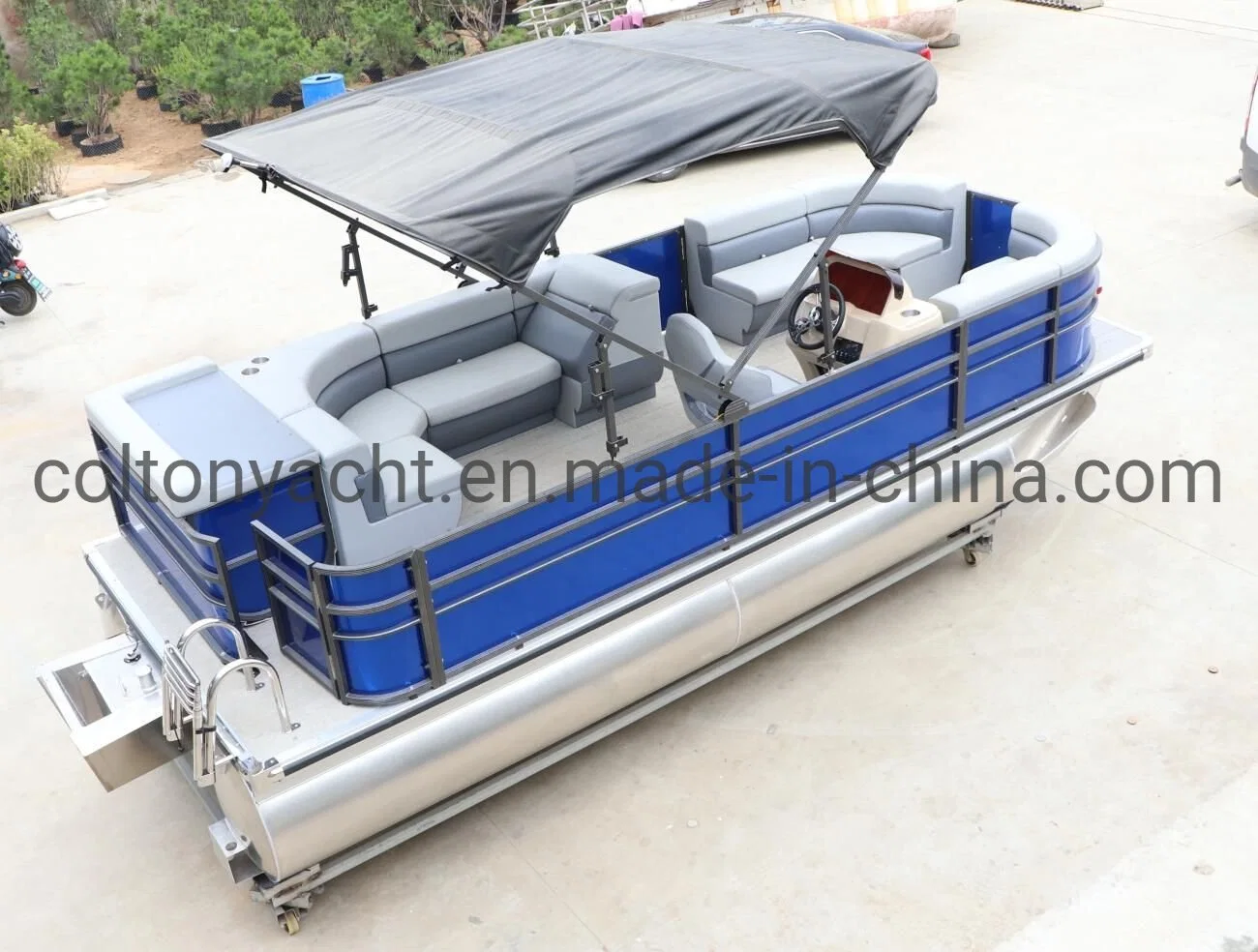 Luxury Aluminum Fishing Pontoons Boat for Sale