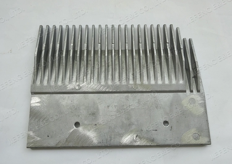 Gaa453BV3 206*151mm Escalator Comb Plate Escalator Parts