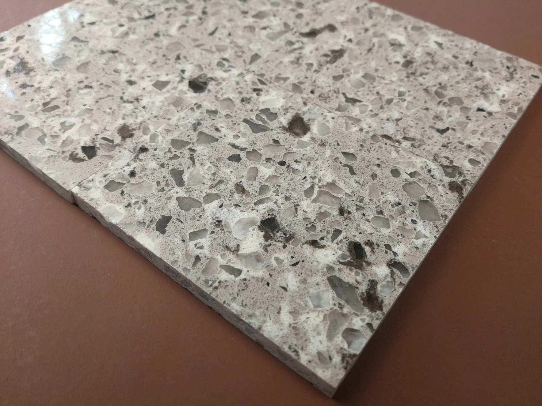 Granite Looks Artificial Stone Building Material Quartz Stone Slab for Table Top/Worktop/Kitchen