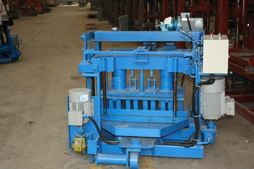 Wheel Hollow Block Making Machine with Concrete Mixer Qt40-3A Qingdao Block Machine