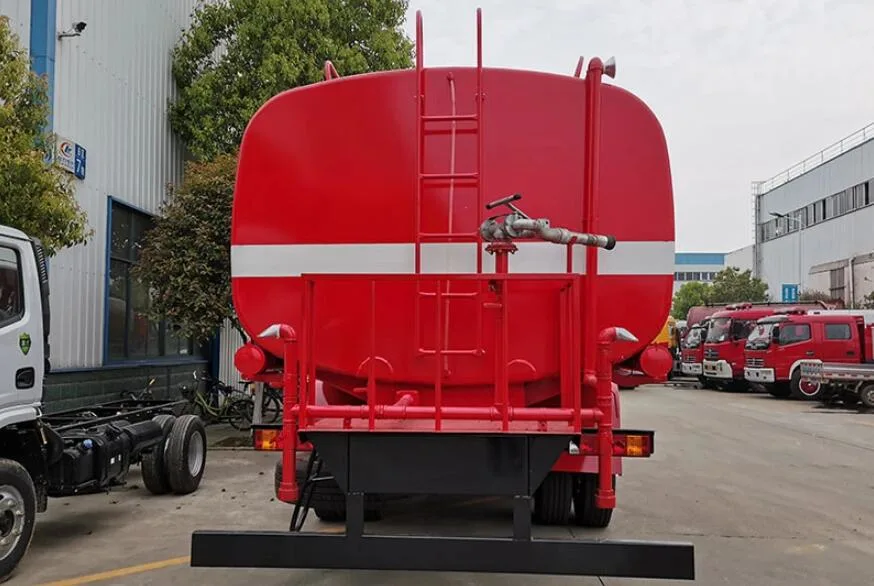 China Low Price 5000L Water Tanker Fire Truck Fire Fighting Vehicle