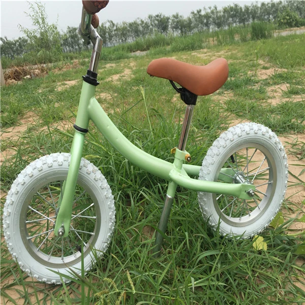 12 pouces Balance Bike Walker Vélo Bicyclettes Bike Kids Bike with Ce Certificate