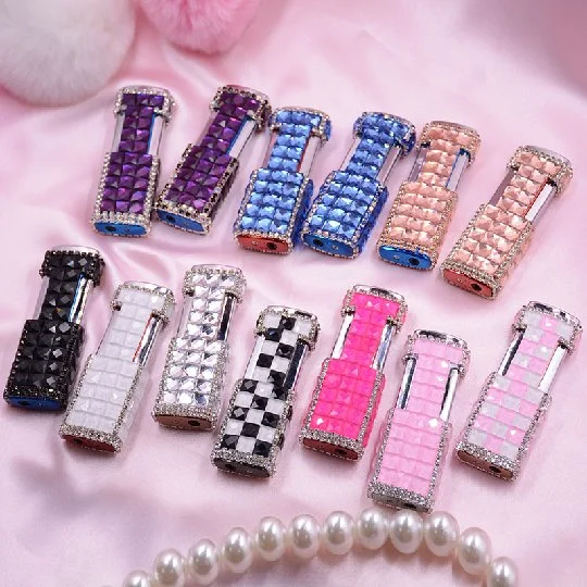 Wholesale Diamond Pink Flame Lighter Butane Gas Lighter Refillable for Cigarettes Cigars