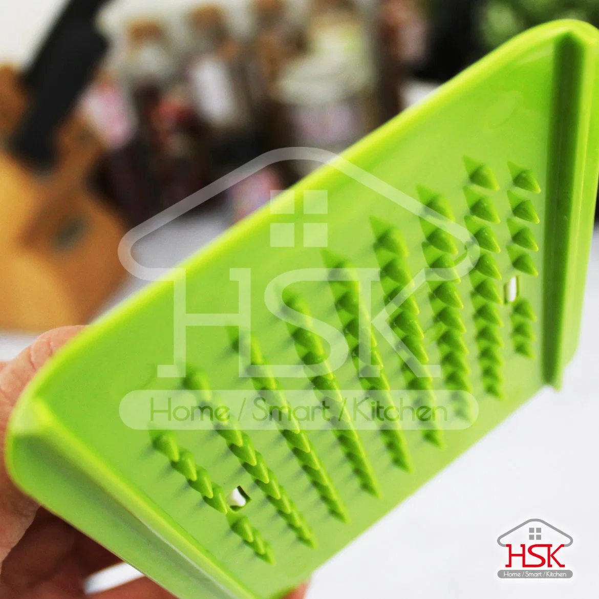 5 in 1 Multifunction Interchangable Vegetable Slicer/Grater Set with Guard and Container,