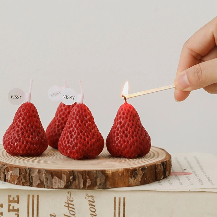 New Popular Pink*Red Strawberry Shaped Scented Candle Best Gift for Wedding&Birthday