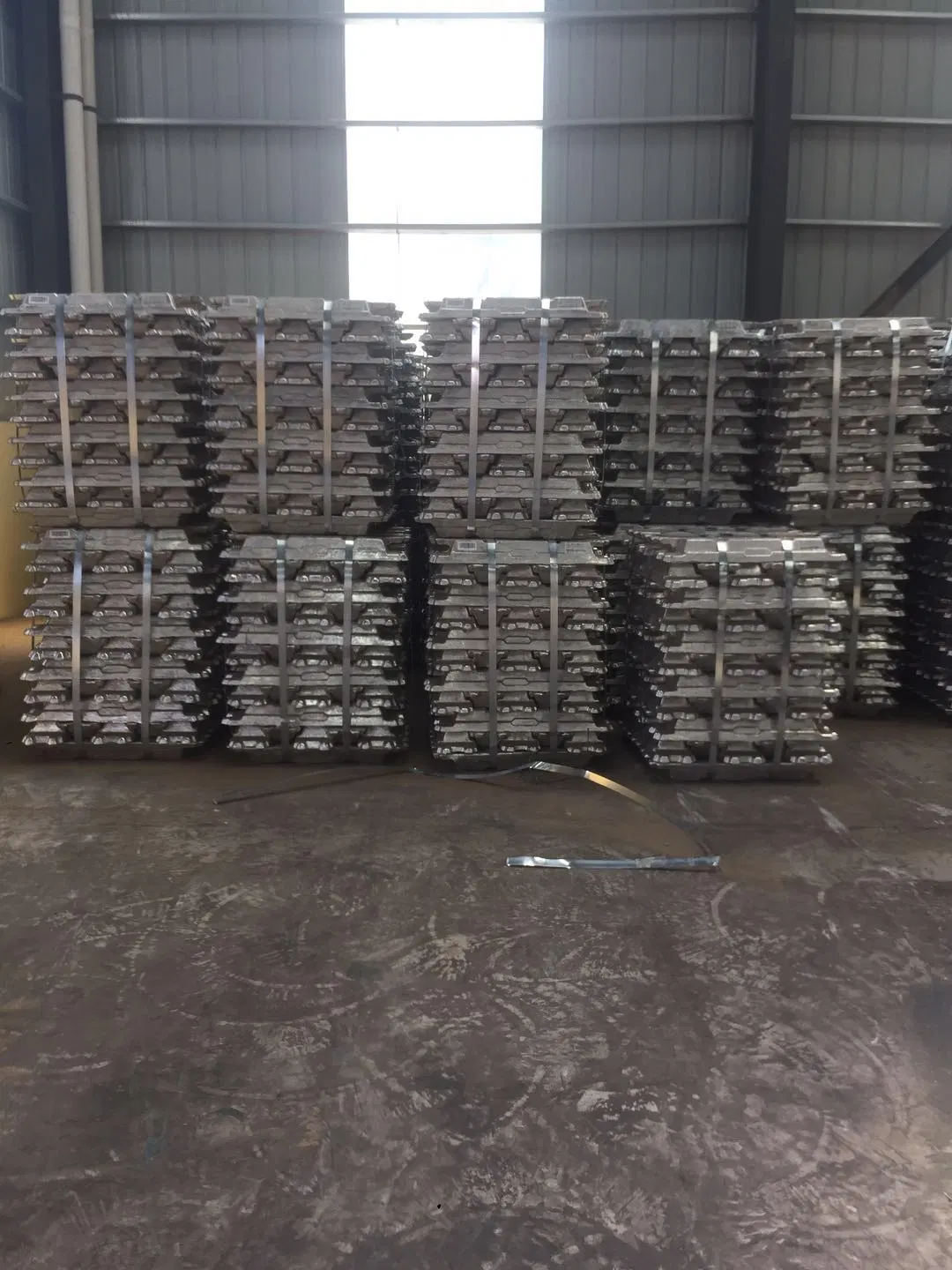 Aluminum Ingots 99.7% Aluminum Scrap Al Ingots Hengchong Metal