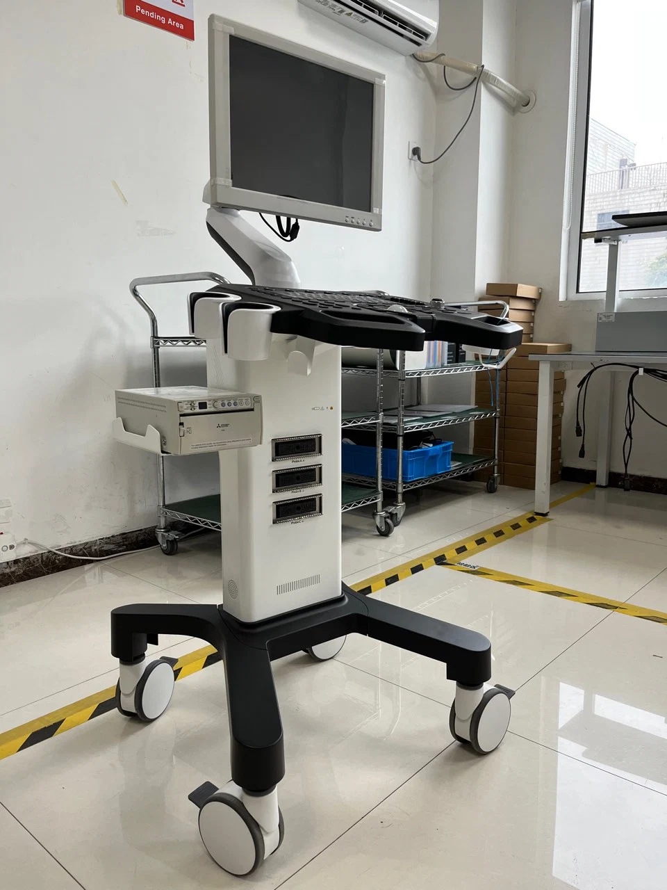 Dw-370 Competitive Price 2D Primary Care Trolley B/W Ultrasound Scanner for Clinic