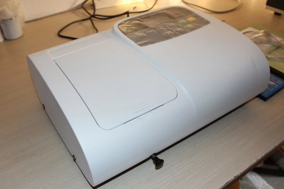 UV-Visible Spectrometer, Spectrophotometer for Lab Use (UV5100)