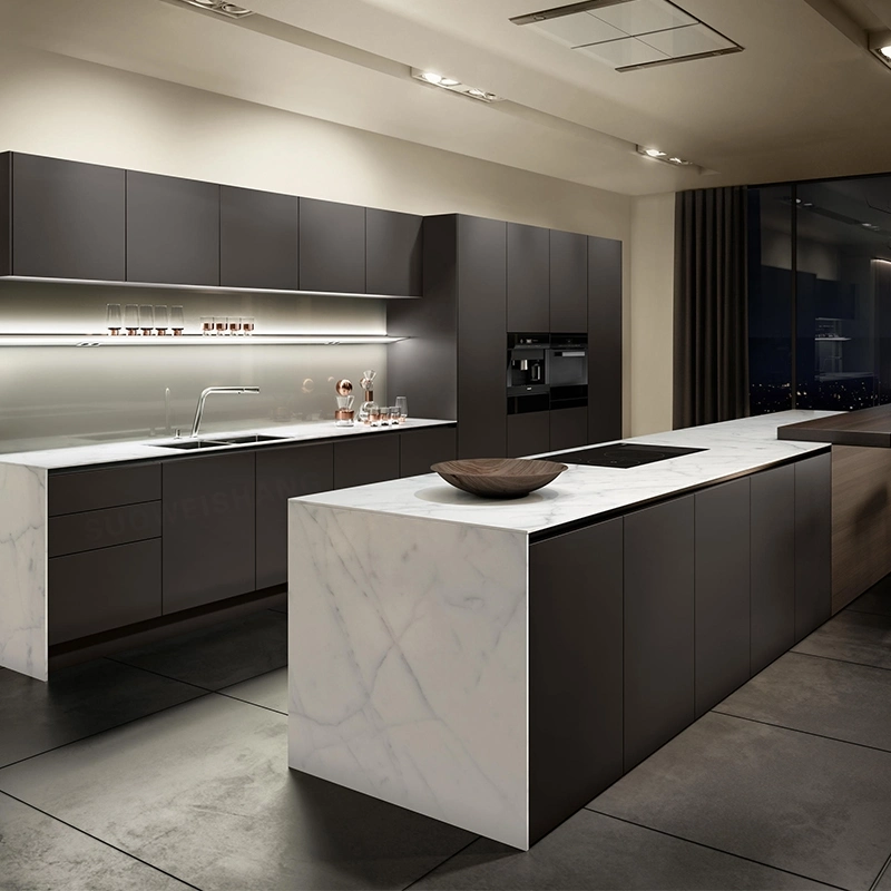 China Supplier High Gloss Luxury Gery Lacquer Kitchen Cabinet Units Set with Discrete LED Lighting