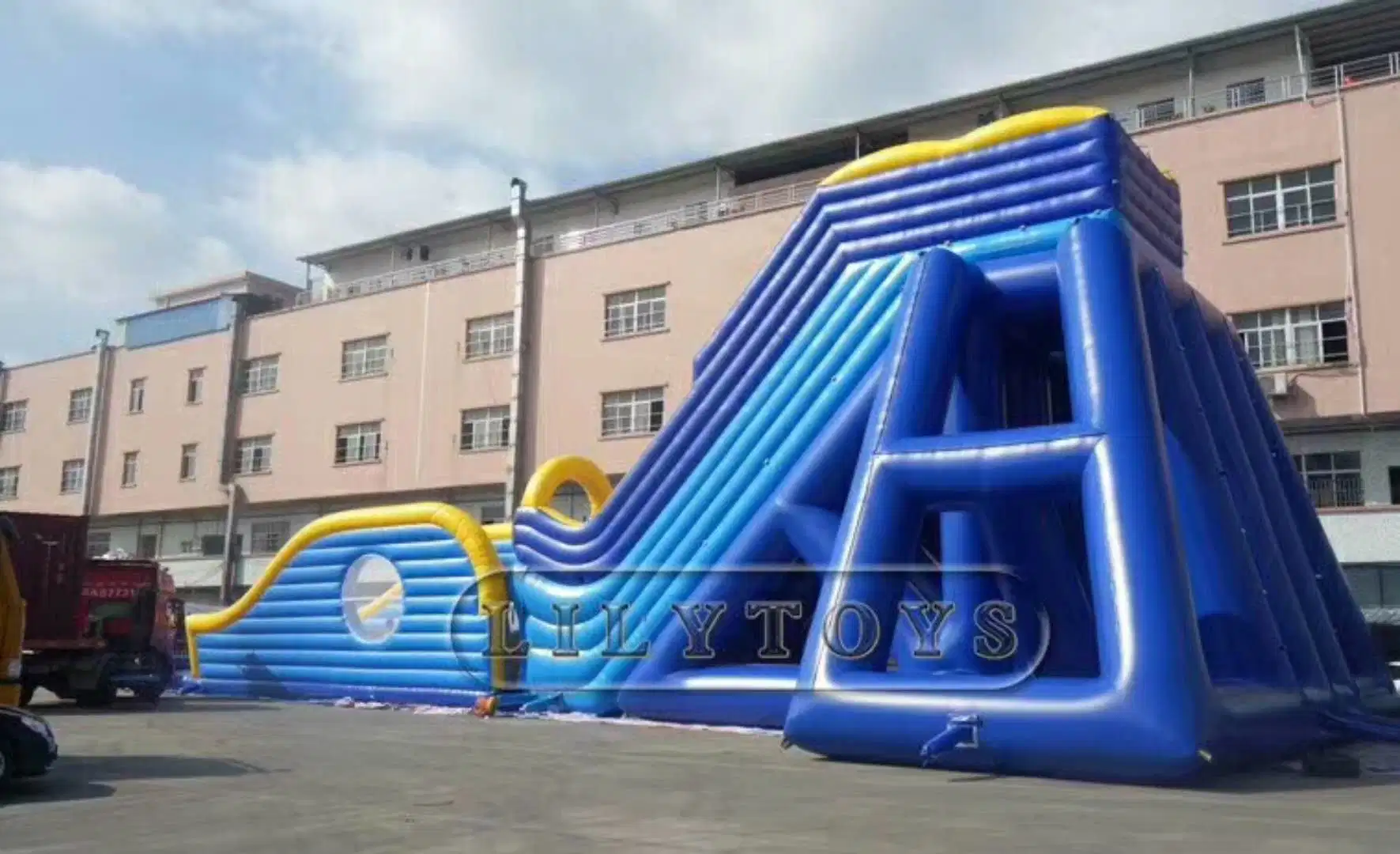 Rental Giant Inflatable Sport Game Inflatable Water Slide Inflatable Products