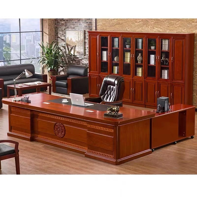 Muebles de oficina personalizados de lujo con chapa de madera. Mesa de jefe de oficina para el CEO. Escritorio ejecutivo para el CEO.