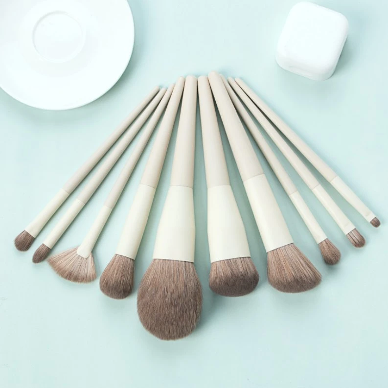 Hotselling Delicate 10pcs Holzgriff Pinsel Mischpulver flüssige Creme Gesichtsbürste Fabrik Make-up Pinsel