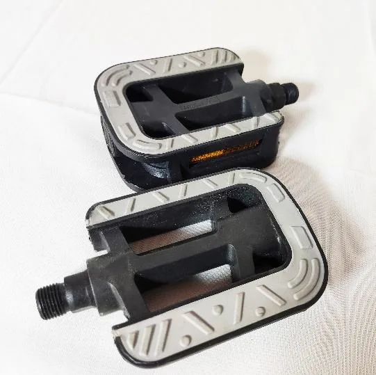 Bicycle Pedals Ultralight Seal Bearings Pedals Durable Widen Area Bike