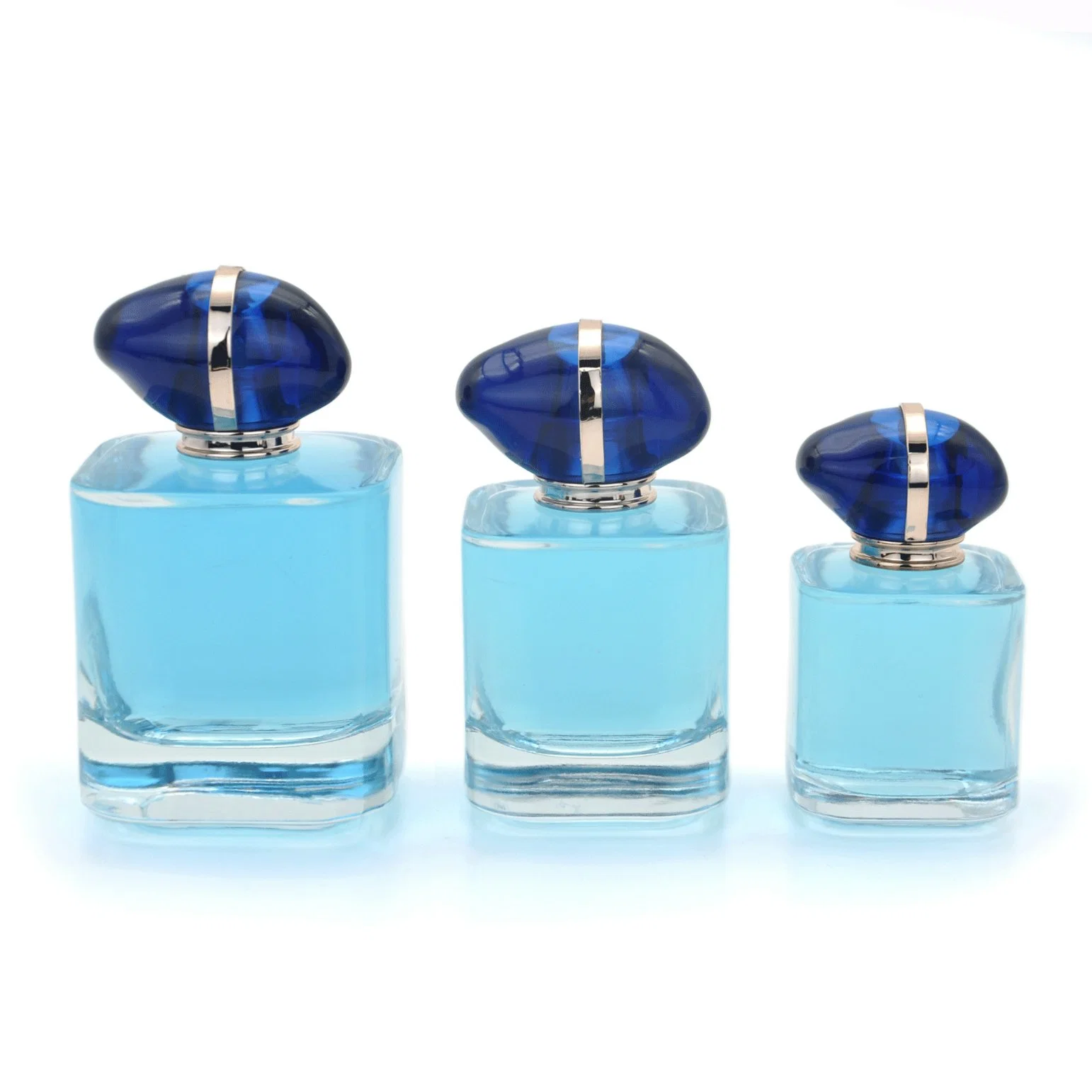 30ml 50ml 100ml Square Cube Großhandel Passione Parfüm Glasflasche Mädchen Schraube Spray Pumpe Duftflasche mit blauer Kappe