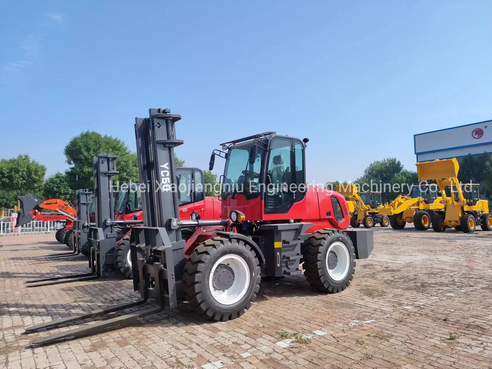 Carro elevador do tractor com carro elevador irregular de 5 toneladas com elevação de 4,5 m. Altura 1.52m dente 3 nível Gantry