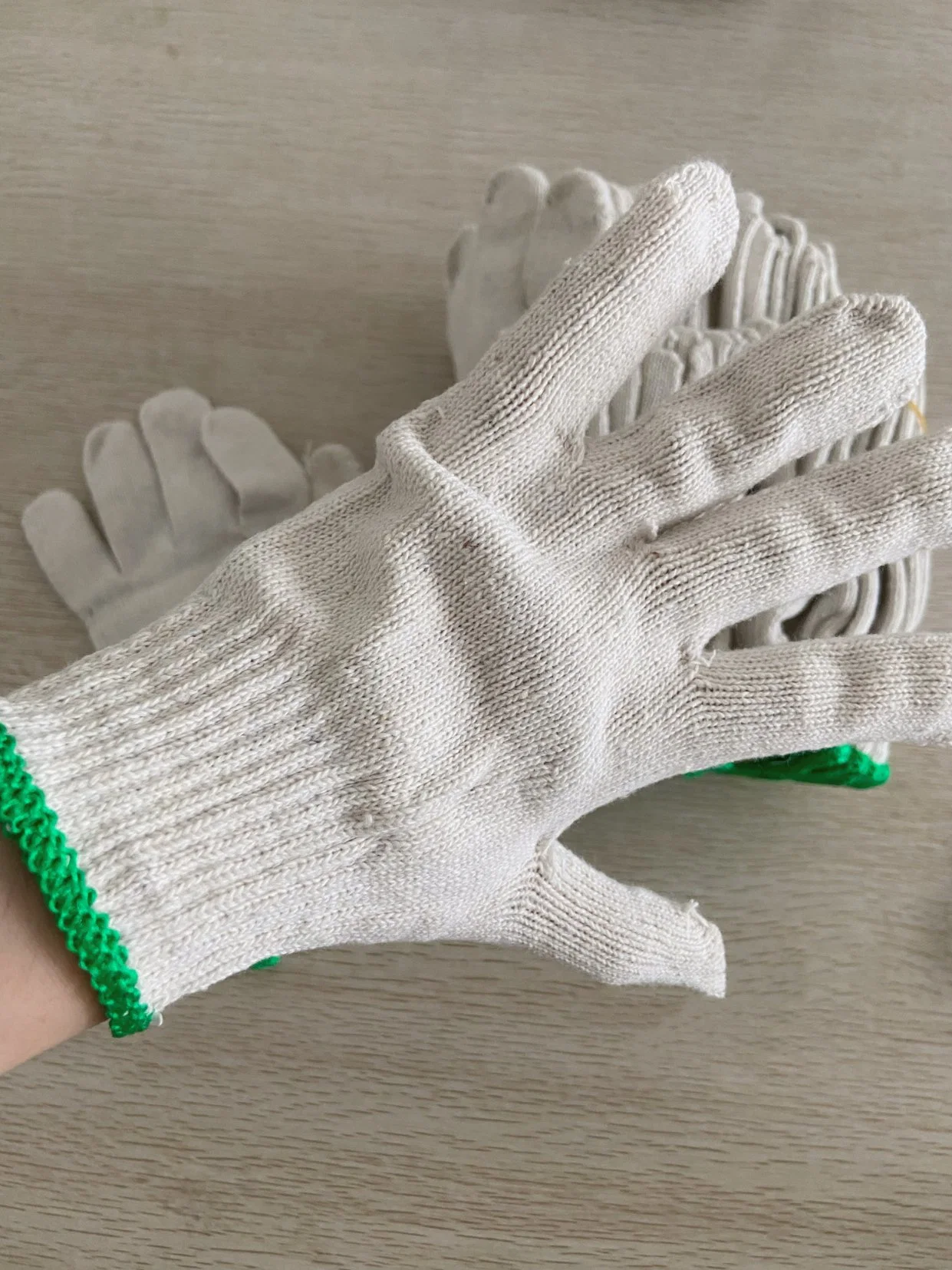 Special Sale on a Batch of White Cotton Gloves