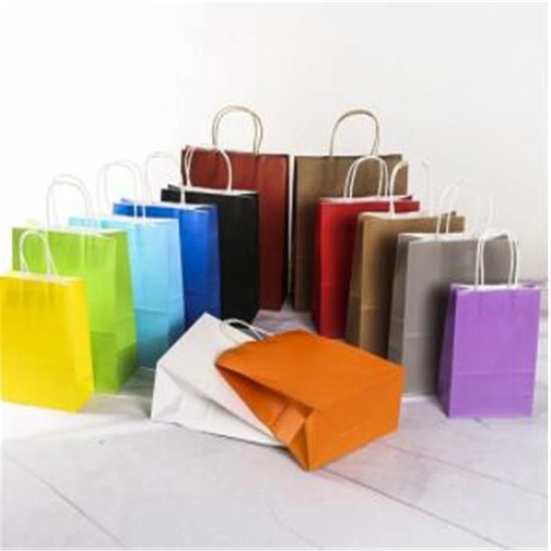 Hot Selling Good Quality Kraft Paper Twisted Handle Shopping Carrier Gift Bags