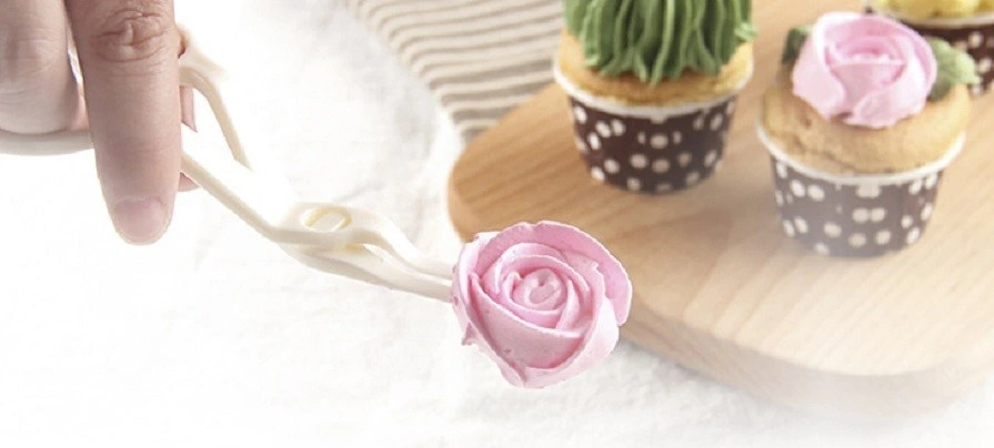 Sucre ciseaux en plastique de l'artisanat de décoration de gâteau de fleur fleur en plastique d'Ongles gâteau Outil de transfert BL14404