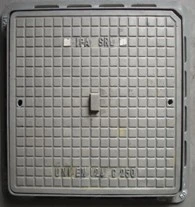 En124 B 125 Square Ductile Iron Casting Manhole Cover and Frame