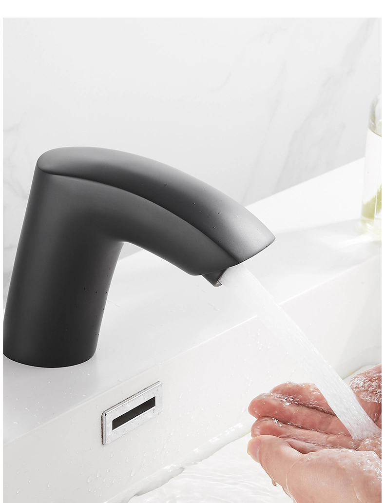 Grifo negro sin tacto Smart sensor Pica Mezclador Cuarto de baño Infrarrojo táctil Grifo de agua gratis